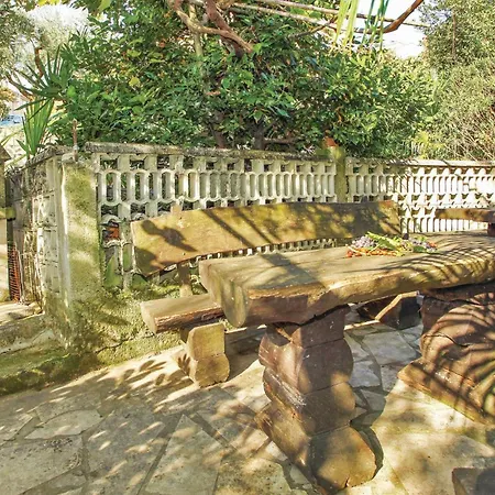 Appartamento 1 Bedroom Beautiful In *