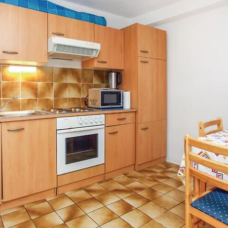 Gorgeous In With Kitchen Apartment